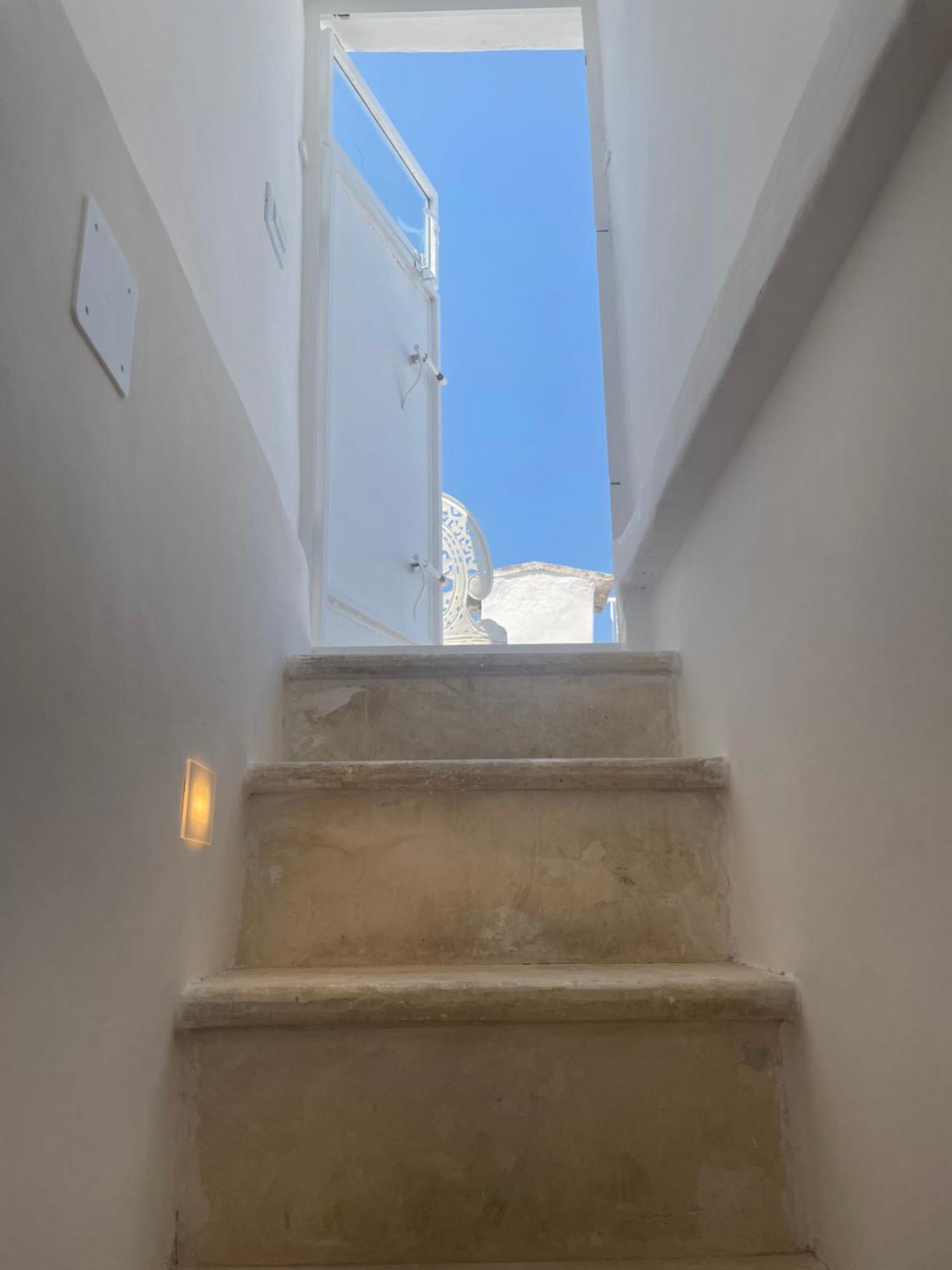 Zinzu - By Tripostuni Villa Bagian luar foto